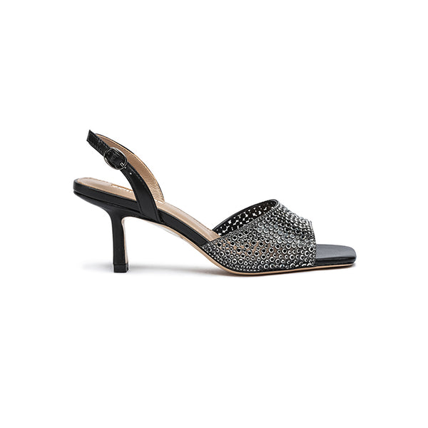 Kaiden Luxury Embellished Pump